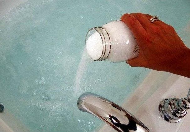 Baño con refrescos para aumentar un miembro